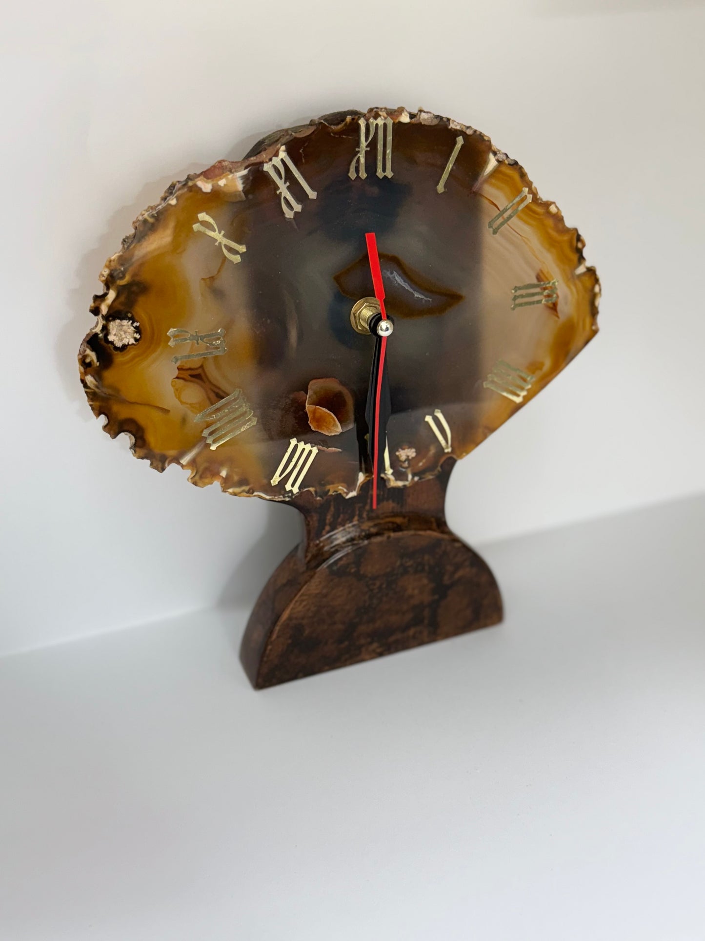 Horloge en agate naturelle – Pièce artisanale unique