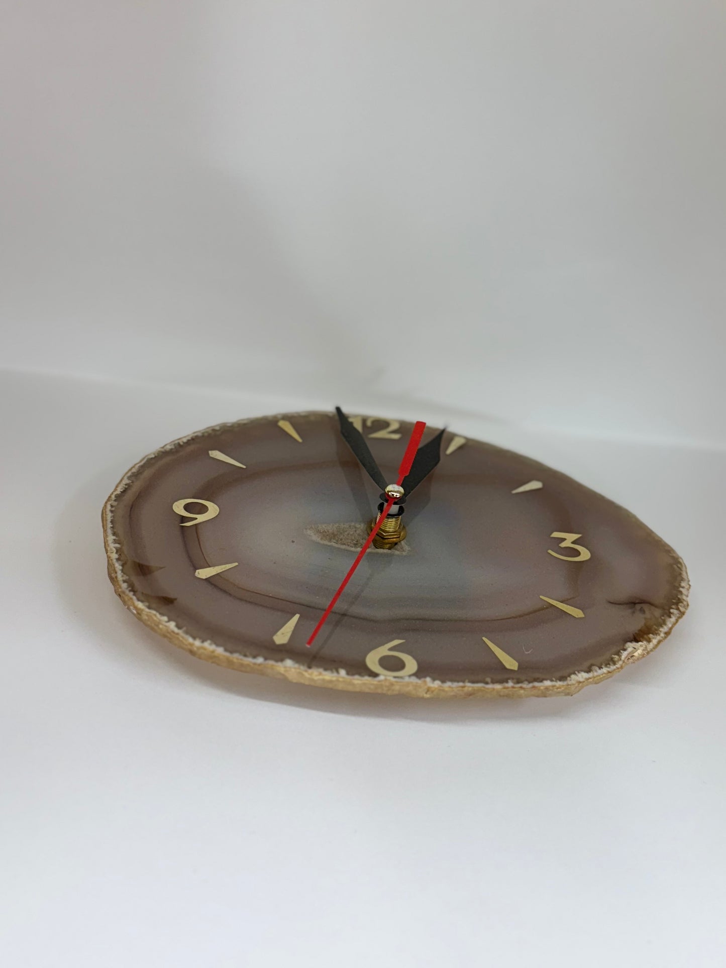 Horloge murale en agate beige