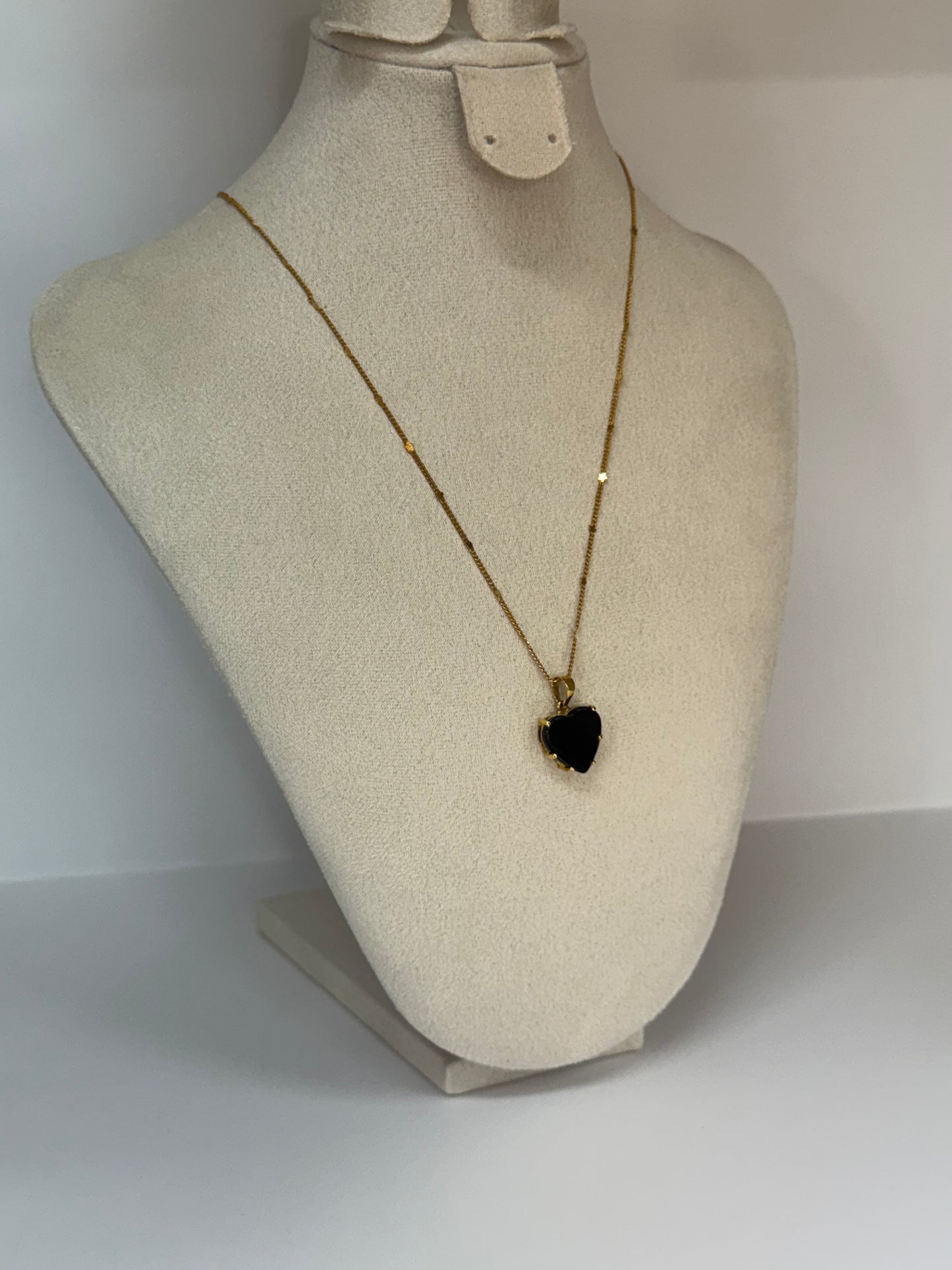 Collier Cœur Sombre