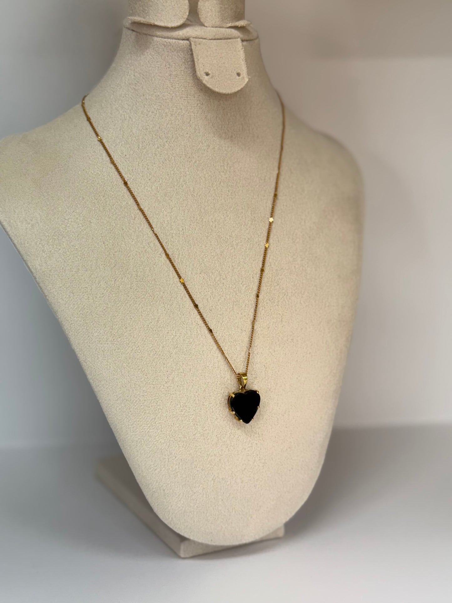 Collier Cœur Sombre
