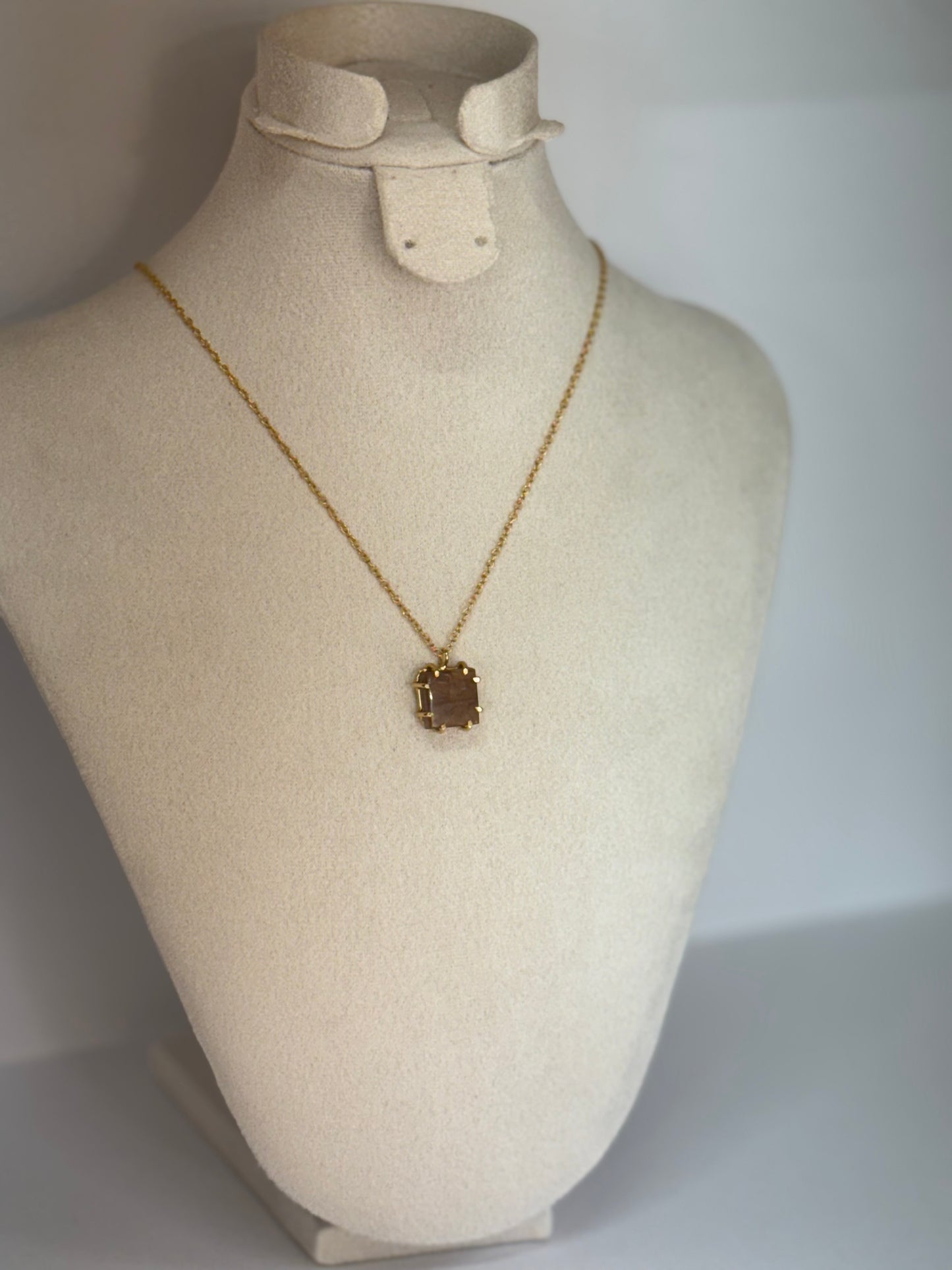 Collier Carré d’Étoiles