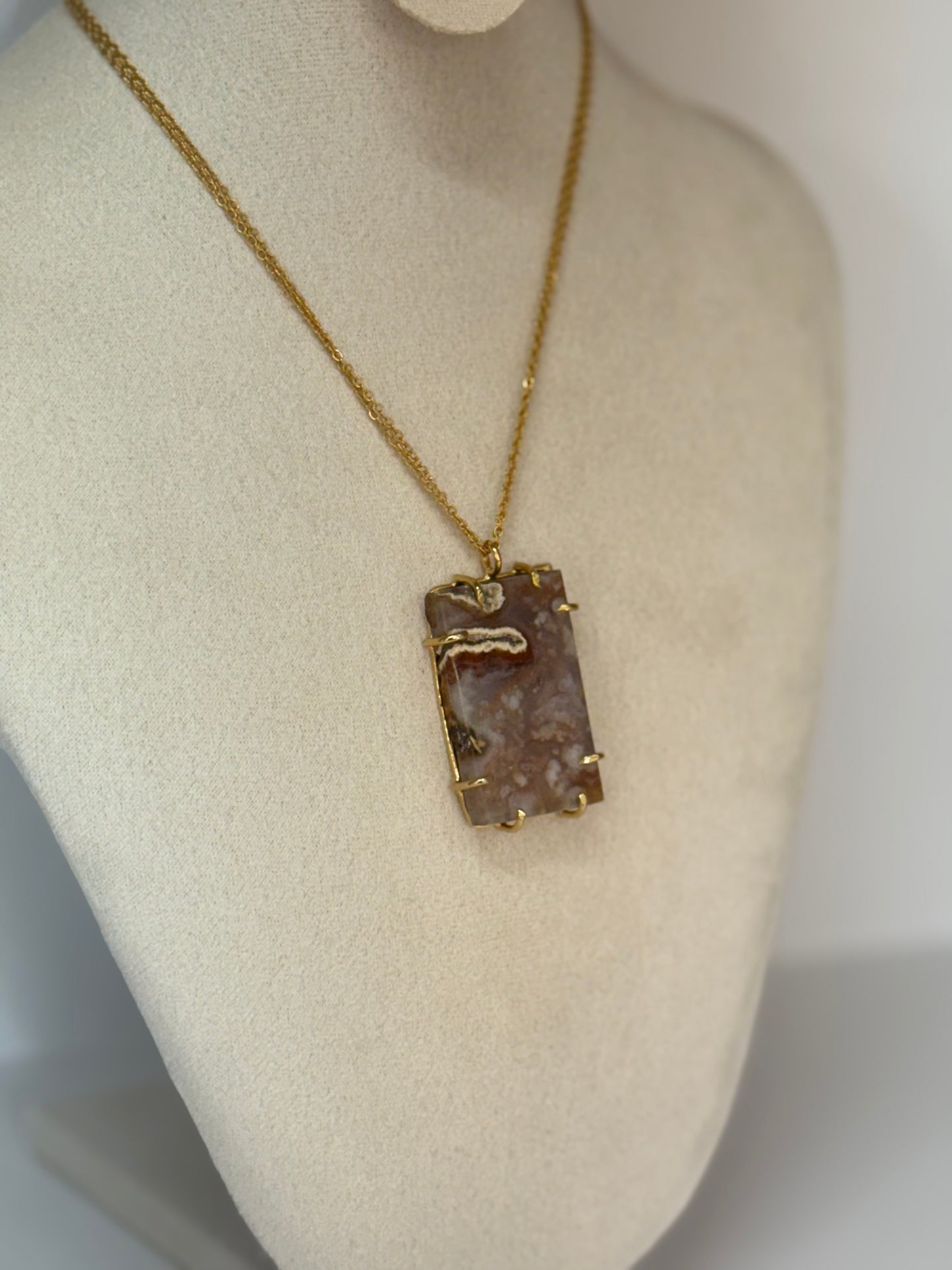 Collier Terre Antique