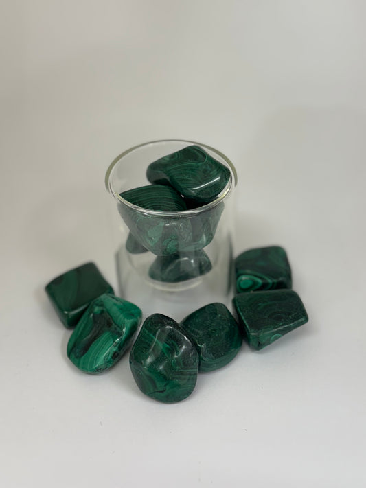 Malachite – Pierre roulée (grande taille) – 1 pièce