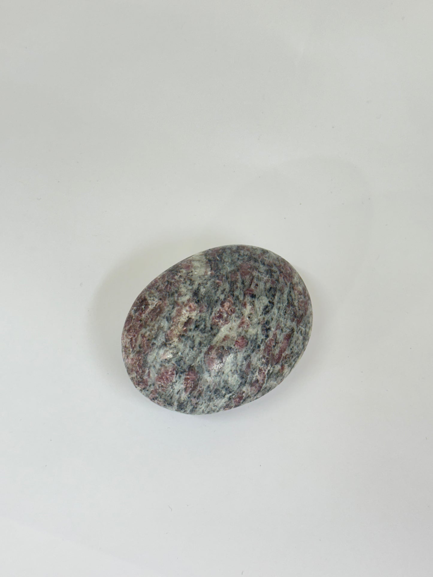 Eudialyte (1 pièce)