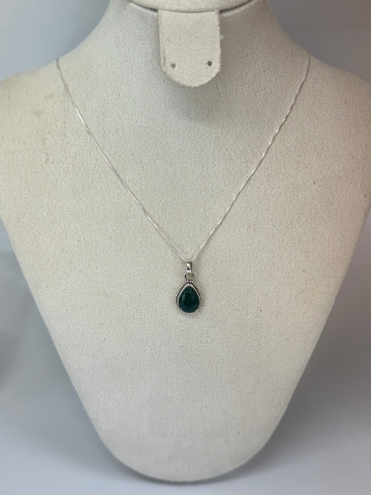 Pendentif Aventurine Verte – Chance et Apaisement