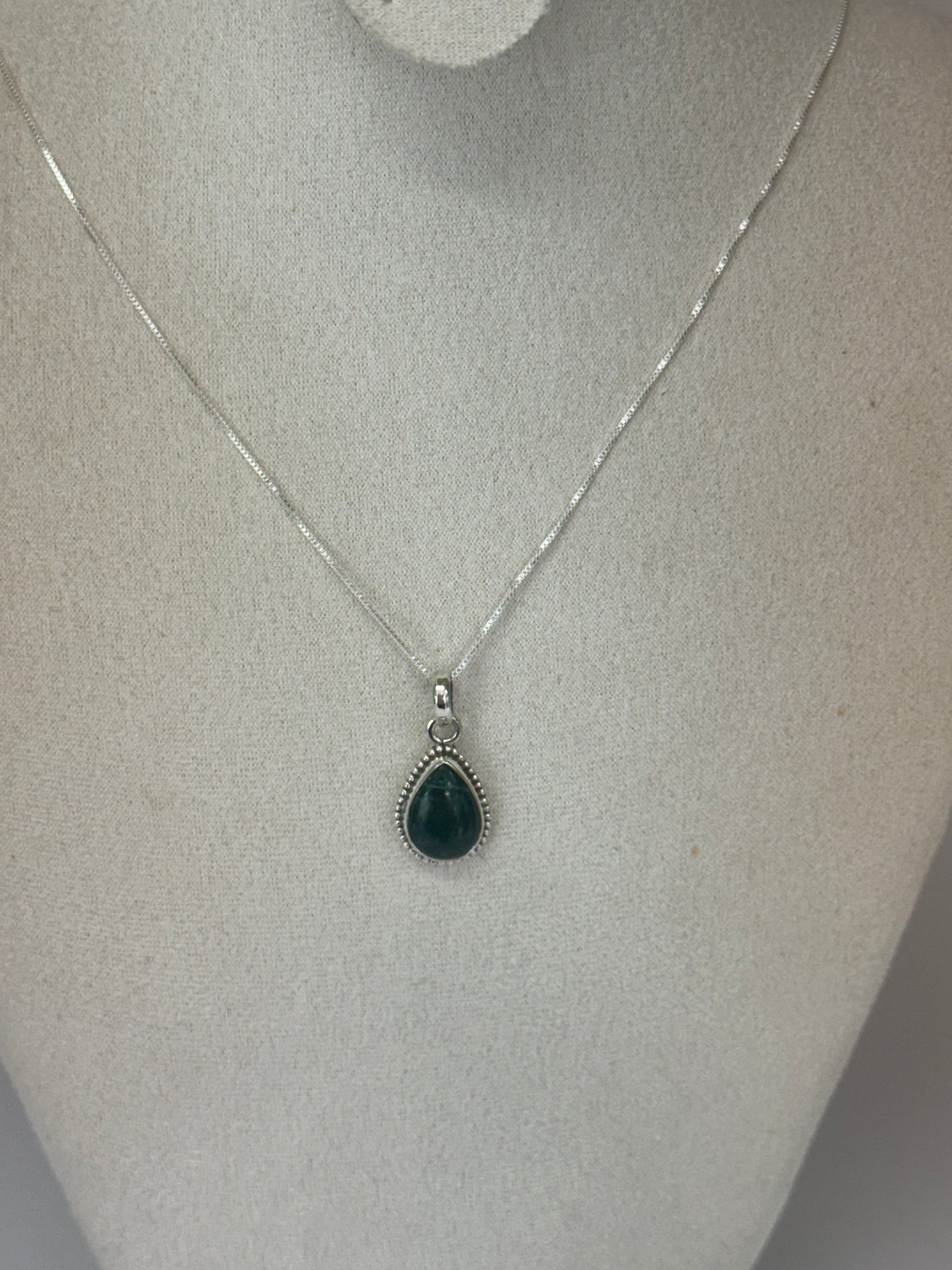 Pendentif Aventurine Verte – Chance et Apaisement