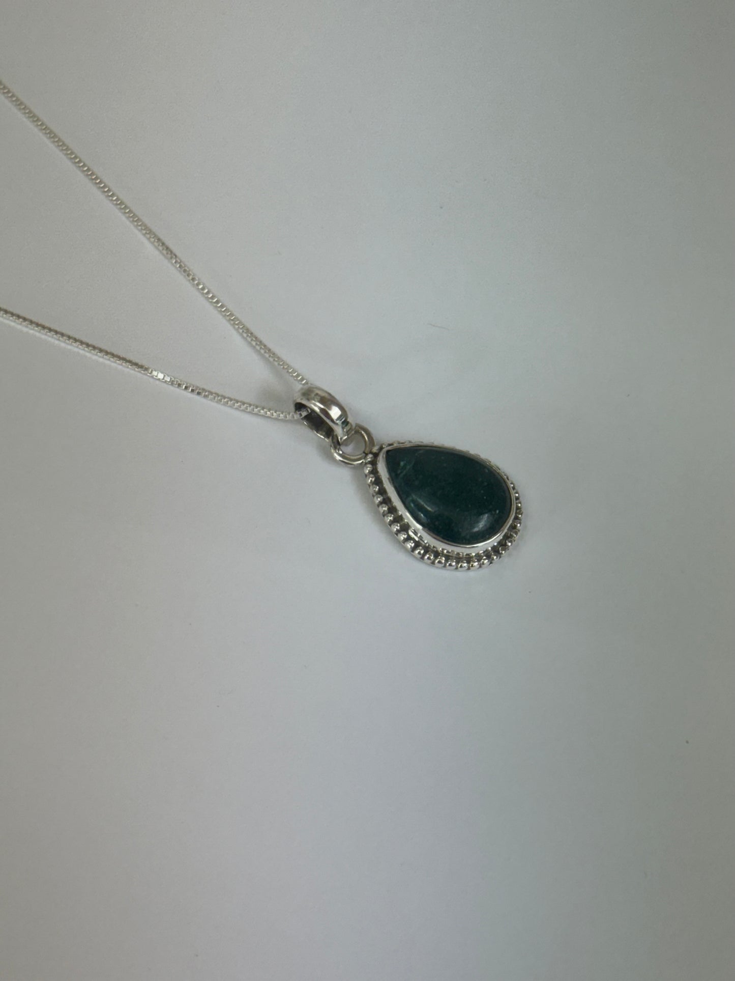 Pendentif Aventurine Verte – Chance et Apaisement