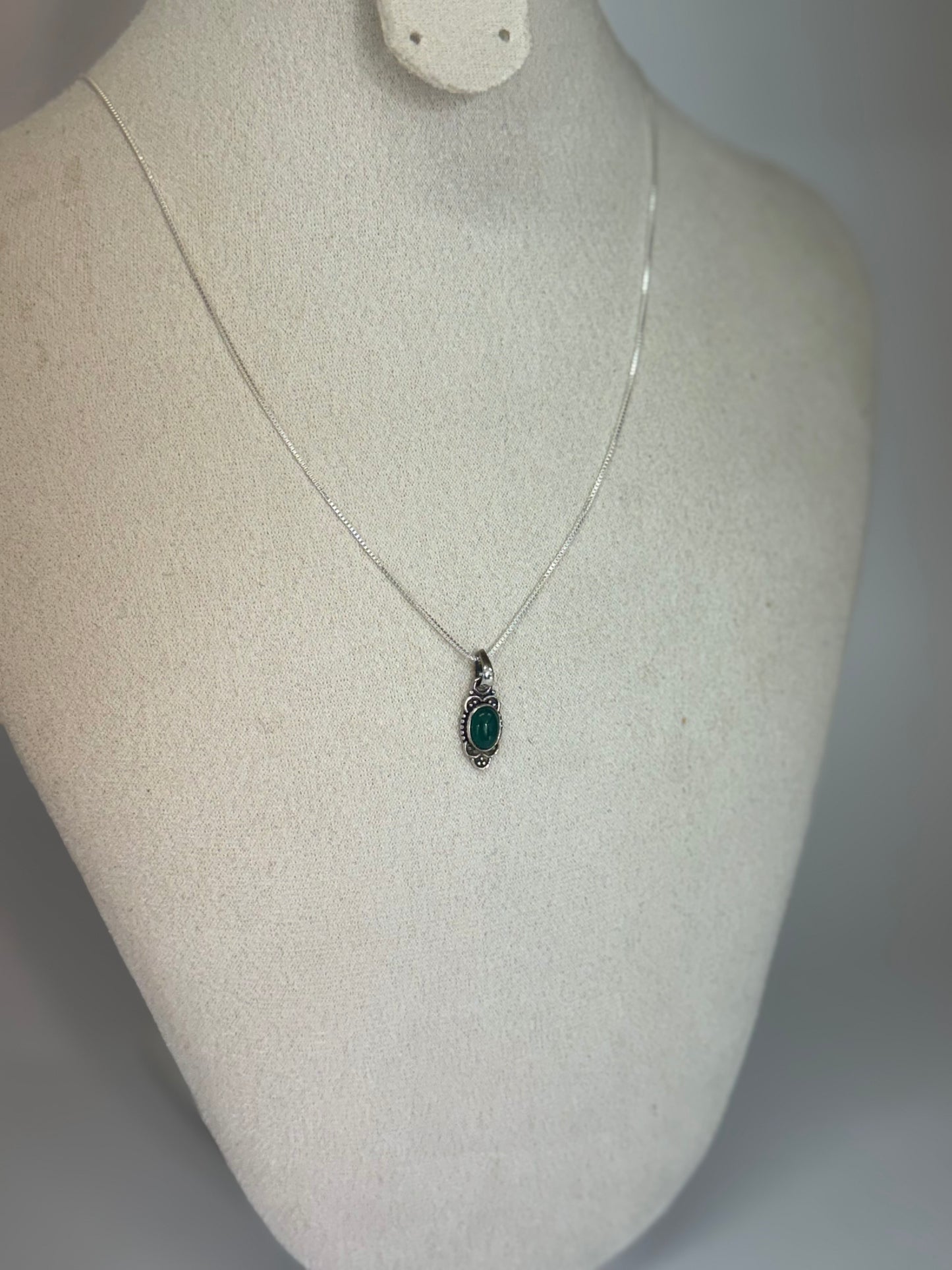 Pendentif Aventurine Verte – Énergie douce et chance