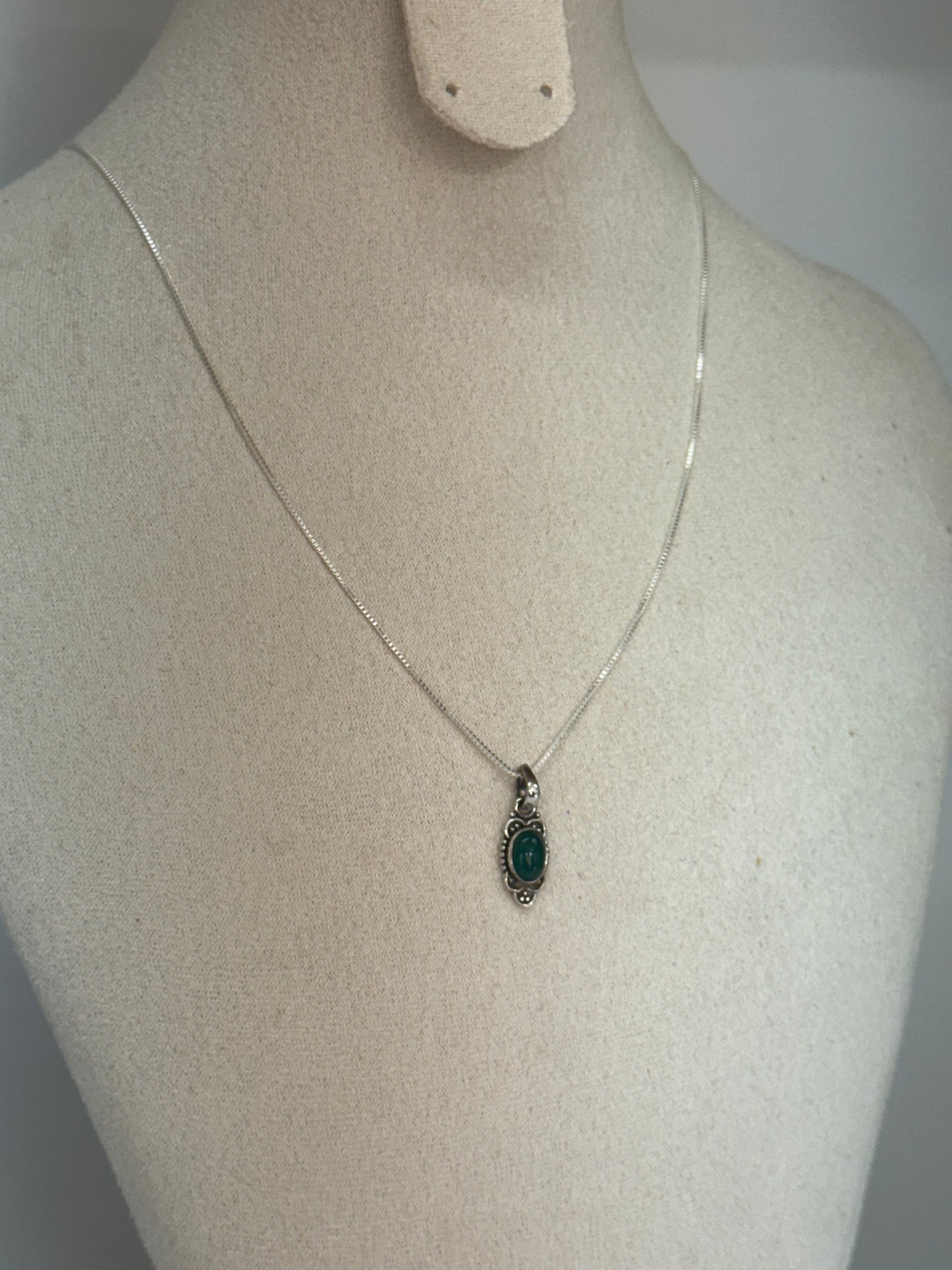 Pendentif Aventurine Verte – Énergie douce et chance
