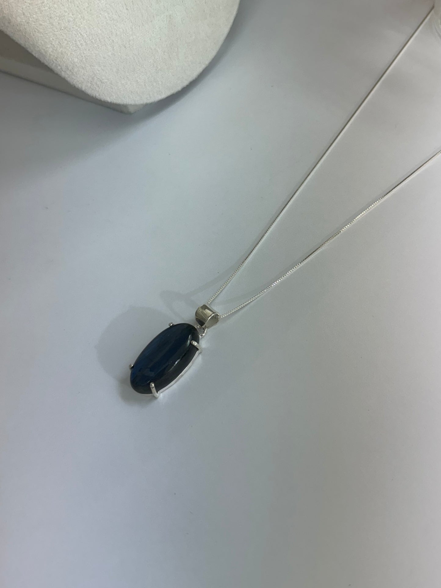 Pendentif en Labradorite – Protection et Intuition