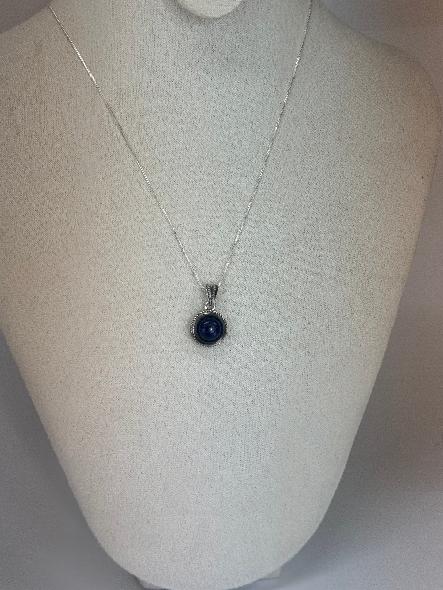Pendentif rond en Lapis Lazuli naturel