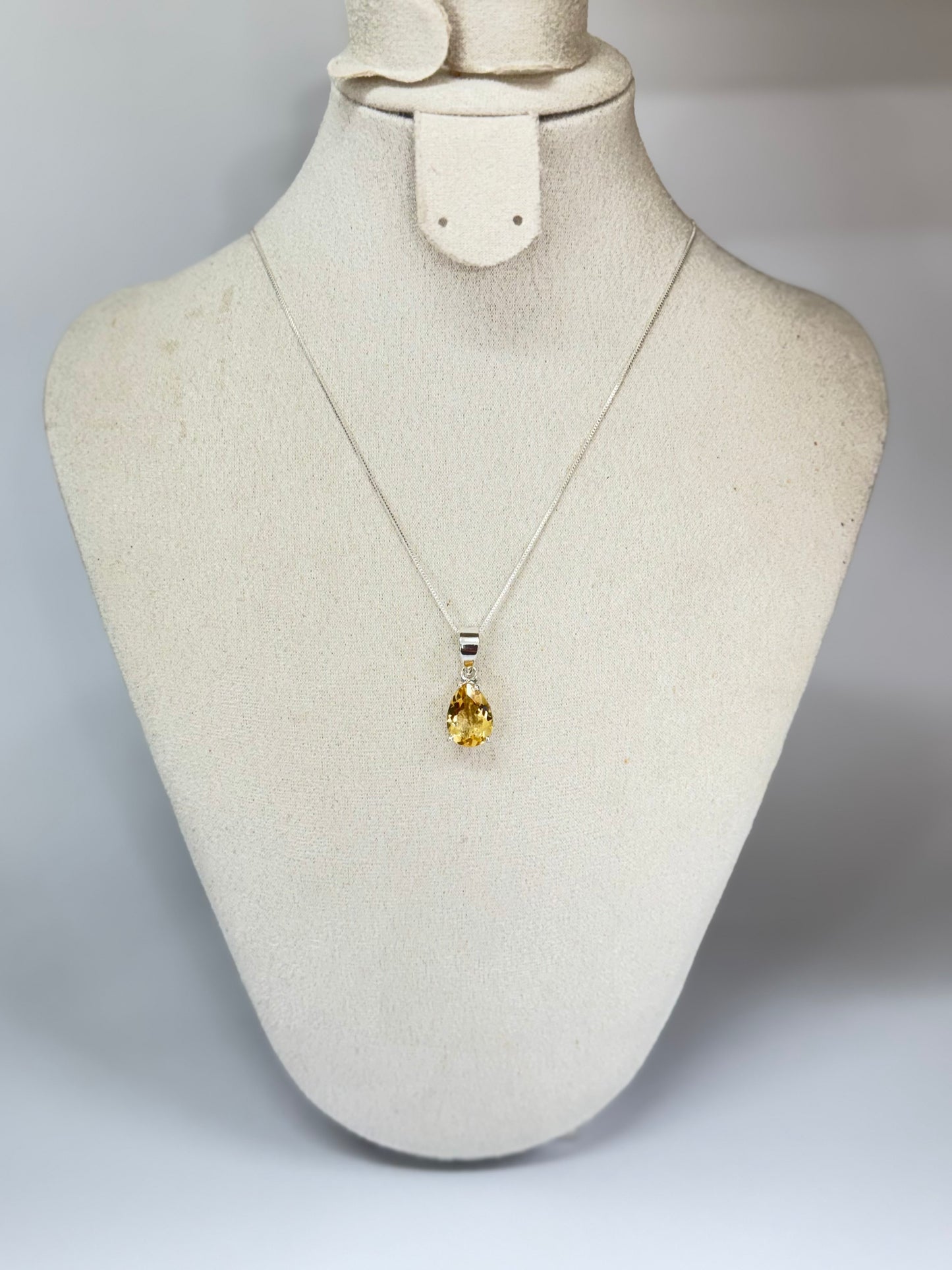 Pendentif en Citrine naturelle