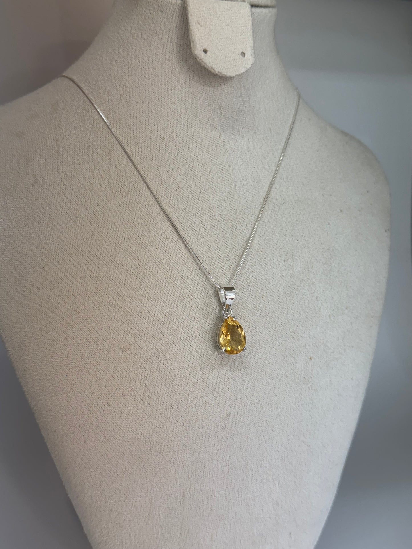 Pendentif en Citrine naturelle