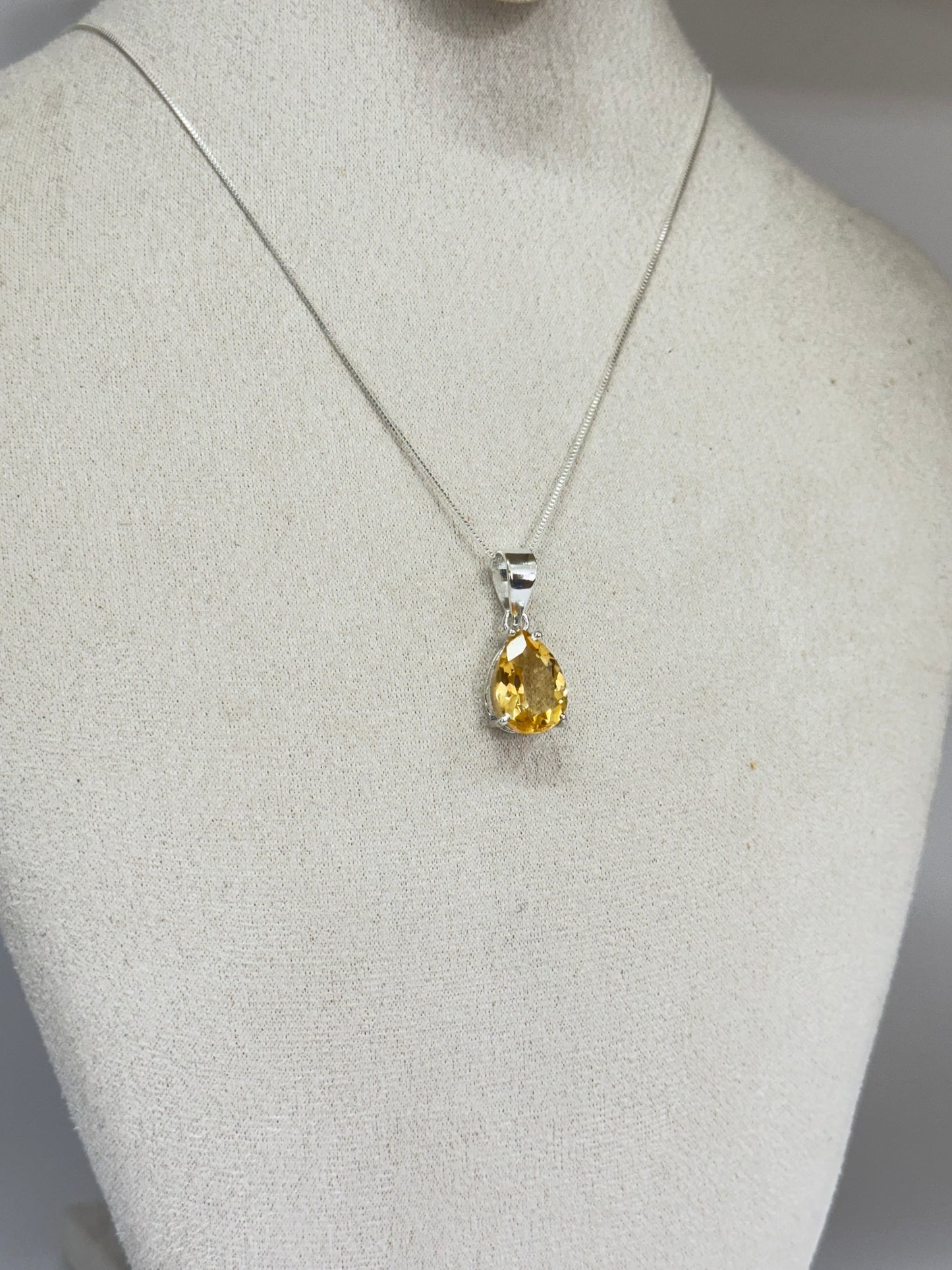 Pendentif en Citrine naturelle