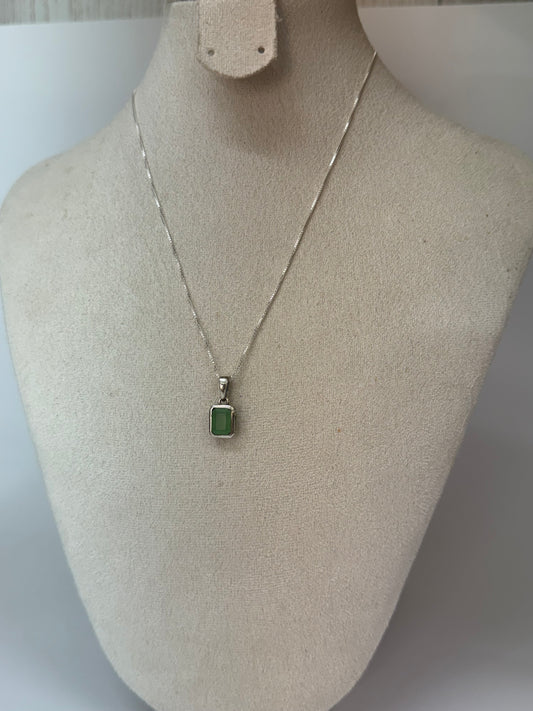 Pendentif Jade Vert – Harmonie & Prospérité