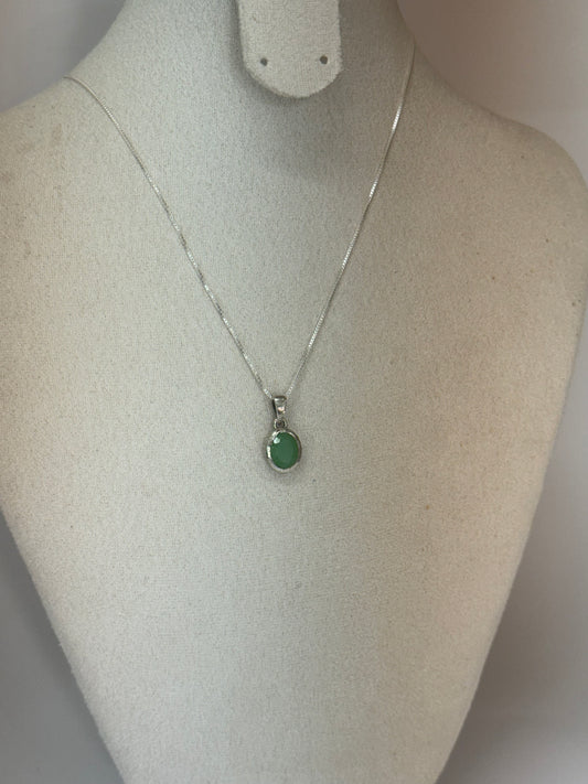Pendentif Jade Vert Ovale – Équilibre & Protection