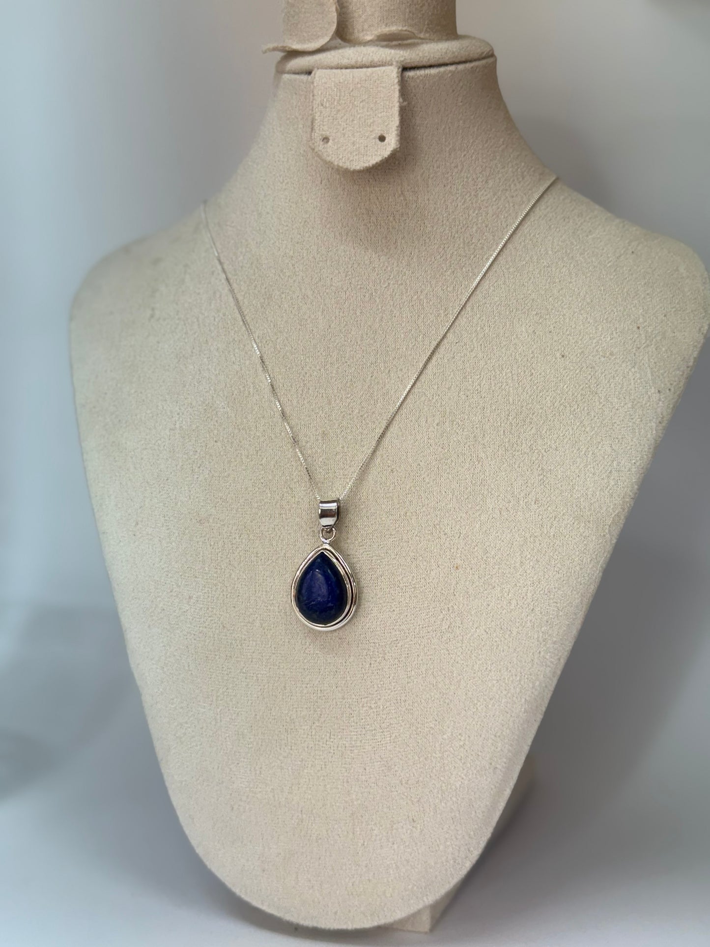Pendentif Lapis-Lazuli Goutte – Intuition & Confiance