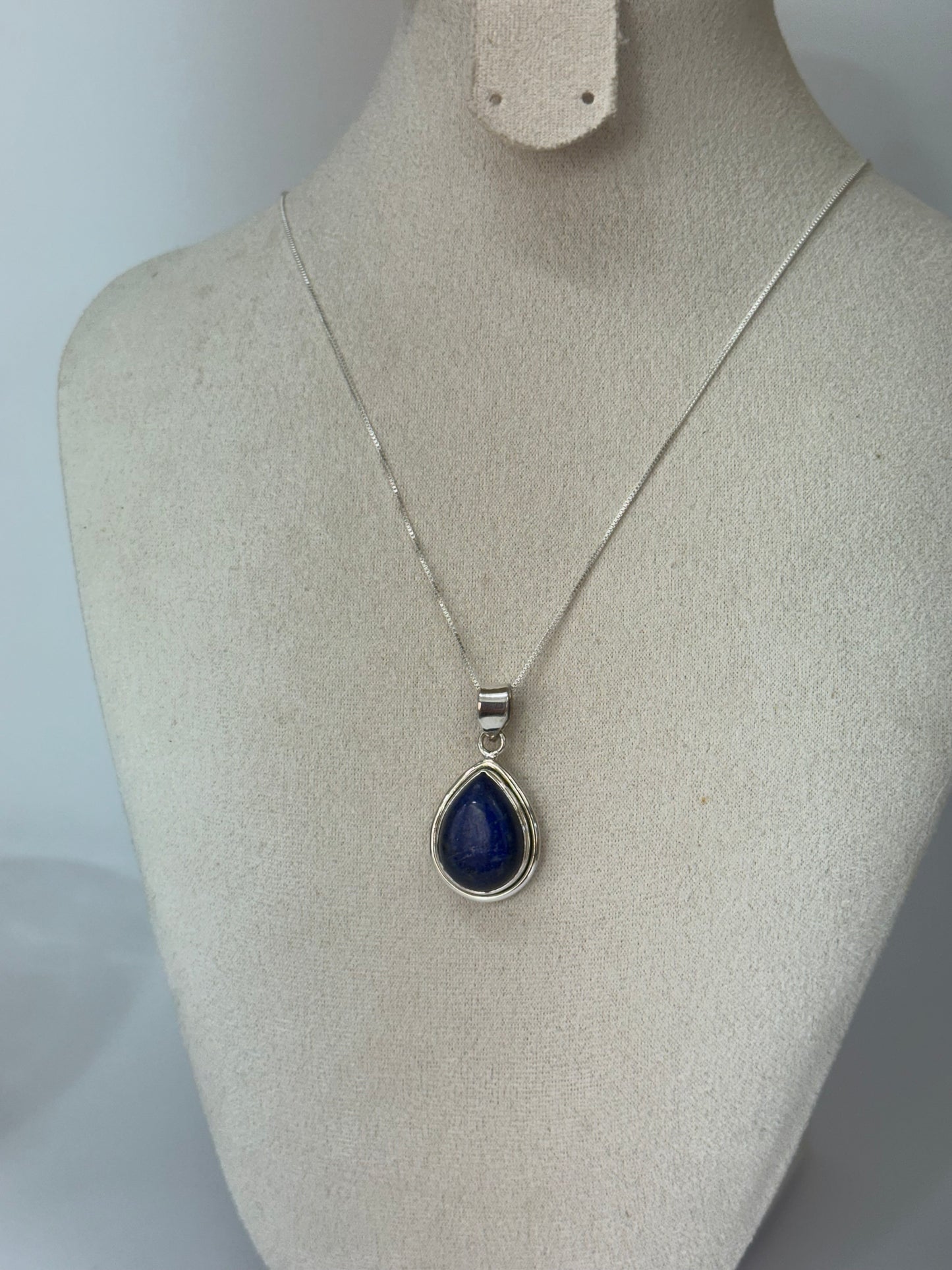 Pendentif Lapis-Lazuli Goutte – Intuition & Confiance