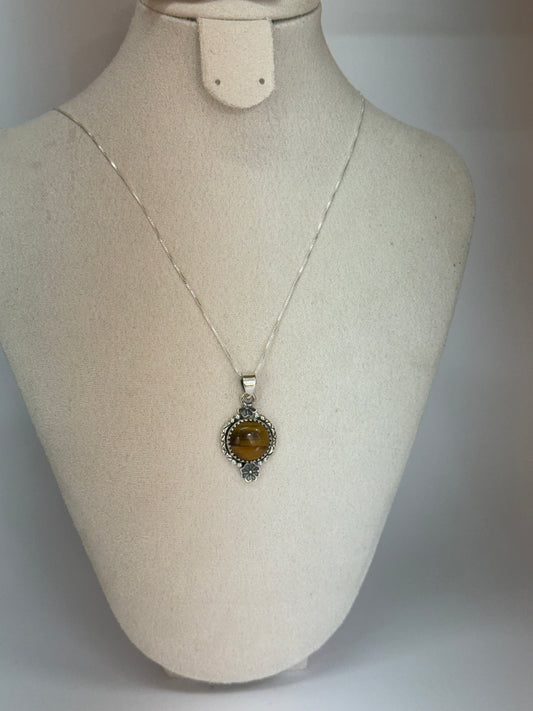 Pendentif Œil de Tigre – Force & Protection