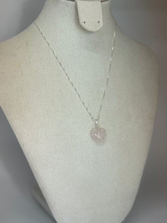 Pendentif Quartz Rose – Douceur du Cœur
