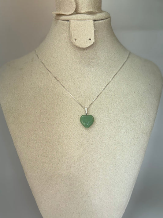 Pendentif Cœur en Jade Vert – Chance & Sérénité