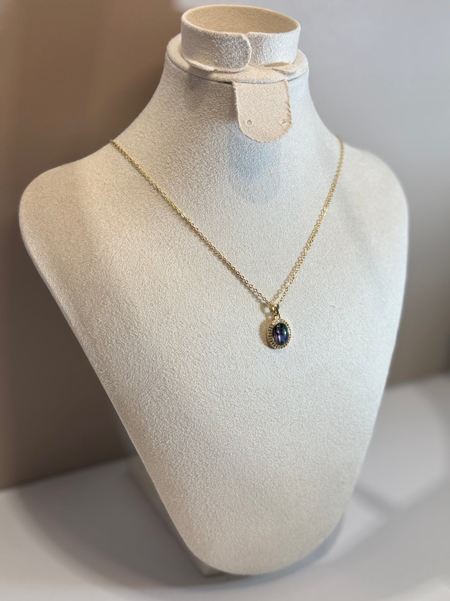 Collier Éclipse Enchantée