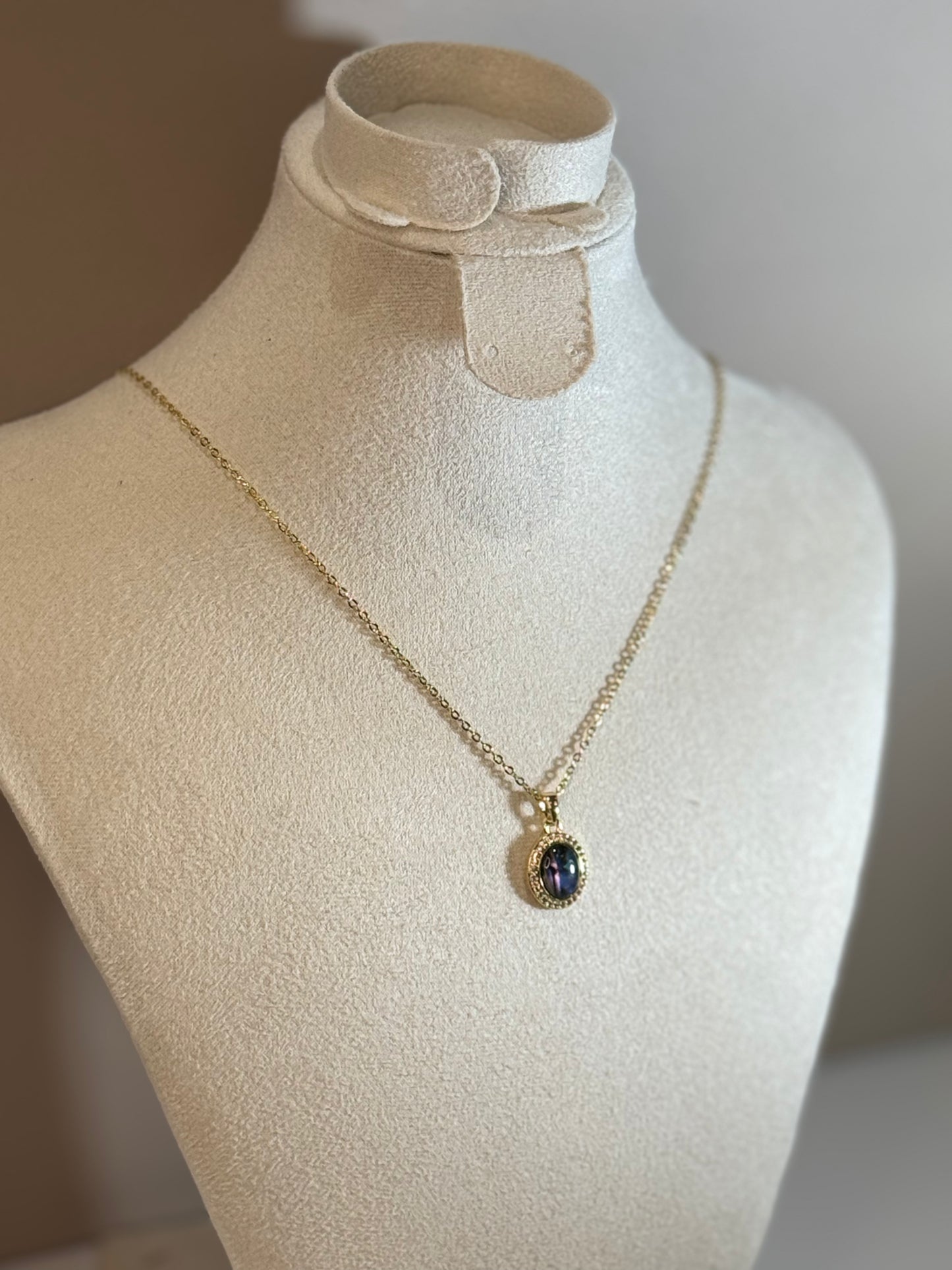 Collier Éclipse Enchantée